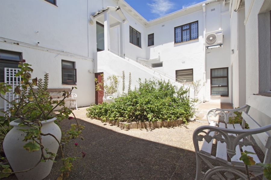 2 Bedroom Property for Sale in Fish Hoek Western Cape